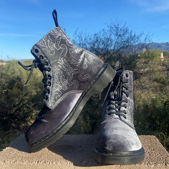 Rare Dr. Martens 1460 Brocade Velvet Paisley Boots - Picture 13 of 16